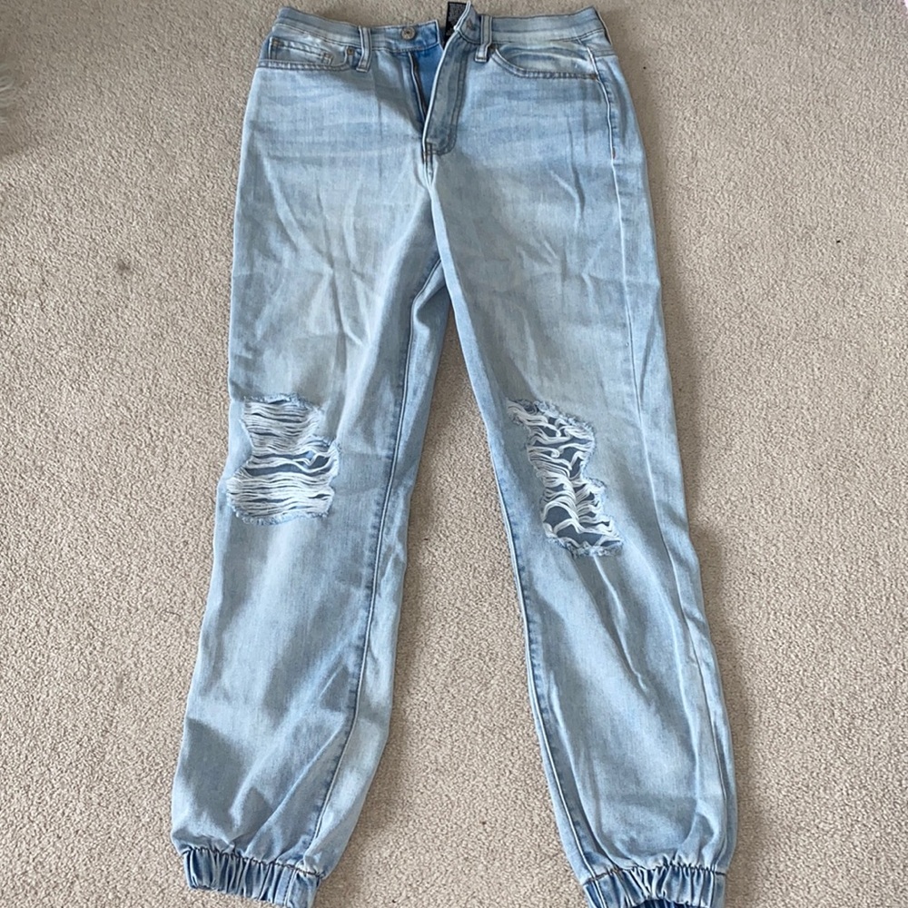 High rise denim ripped jogger.